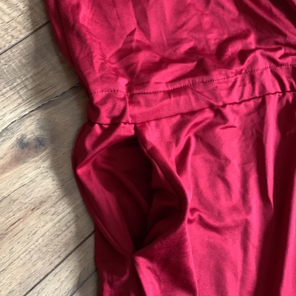 Red tank jumpsuit NWOT fits like a large/XL - Picture 6 of 15